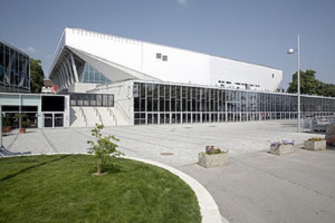 300px-Wiener_Stadthalle_Aussen_2008